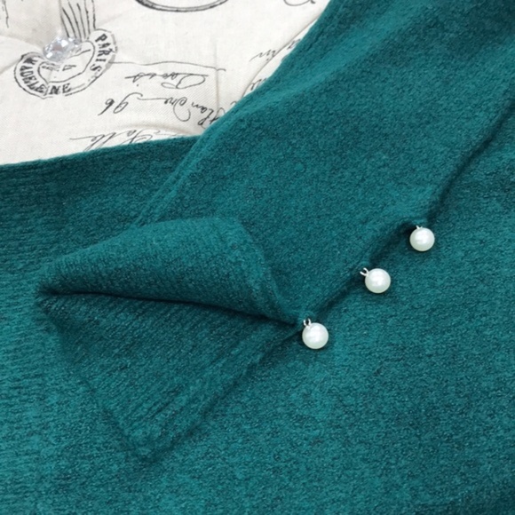 Rachel Parcell Scalloped Crewneck Sweater - Picture 8 of 8